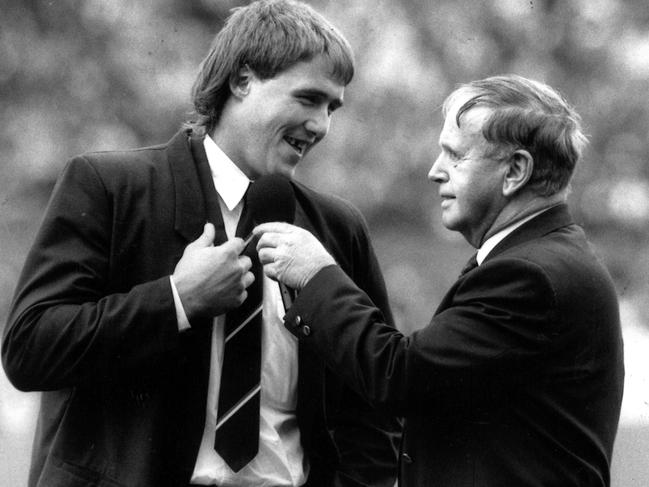 Mike Williamson interviews St Kilda's Tony Lockett in 1991.