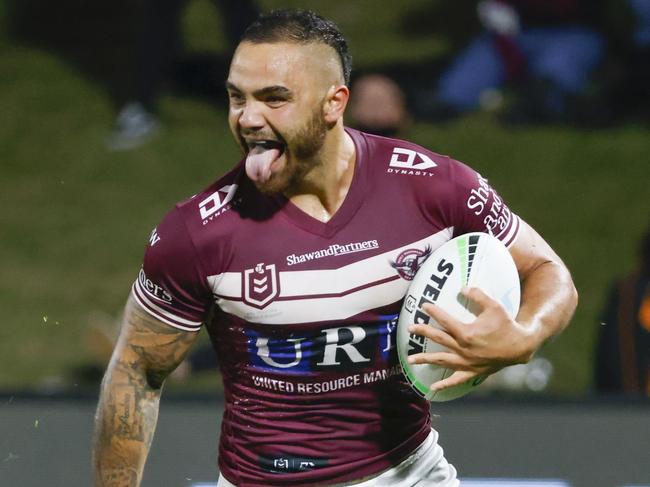 SUNSHINE COAST, AUSTRALIA - AUGUST 14: Dylan Walker of the Sea Eagles scores a try during the round 22 NRL match between the Manly Sea Eagles and the Parramatta Eels at Sunshine Coast Stadium, on August 14, 2021, in Sunshine Coast, Australia. (Photo by Glenn Hunt/Getty Images)