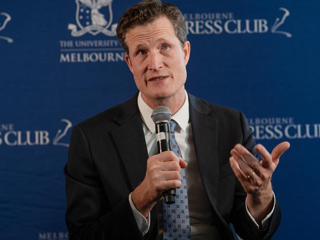 Seven West Media news boss Anthony De Ceglie addressing the Melbourne Press Club. Photo: Emily Kulich/Melbourne Press Club.