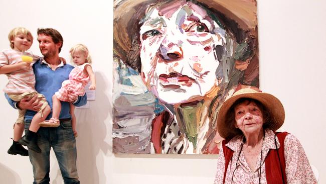 Ben Quilty and children Olivia and Joe with Margaret Olley and his 2011 Archibald-winning portrait.