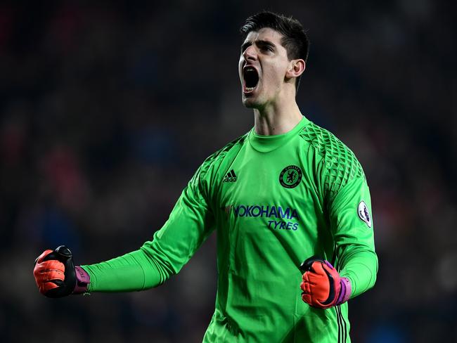 SUNDERLAND, ENGLAND - DECEMBER 14: Thibaut Courtois of Chelsea reacts after the final whistle during the Premier League match between Sunderland and Chelsea at Stadium of Light on December 14, 2016 in Sunderland, England. (Photo by Laurence Griffiths/Getty Images)