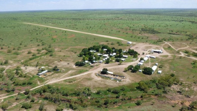 Wave Hill cattle station near Kalkarindji 400km south of Katherine.