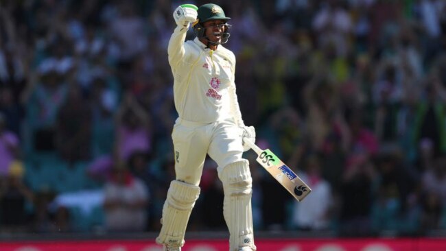 Usman Khawaja celebrates his second ton in as many innings at the SCG.