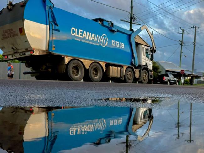 Some more nice puddles this morning I even captured a Cleanaway truck passing by. Even the rocks are showing their love for the town. Picture: Mal Dodt