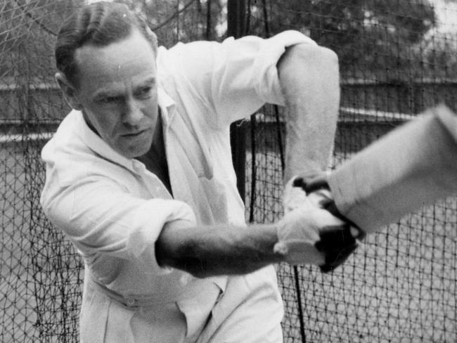 Australian Test cricket captain Ian Johnson batting in the Adelaide Oval nets, 19 Jan 1956.