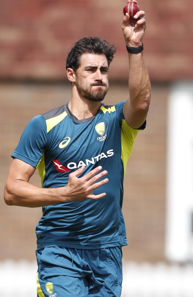 Starc looks set for anotehr stint on the sidelines.