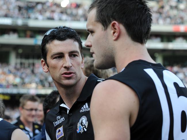 2010 Grand Final REPLAY. St Kilda v Collingwood. MCG. Simon Prestigiacomo with Nathan Brown after the win