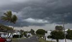 Storm front passes through Kedron. Pic: Josh Woning.