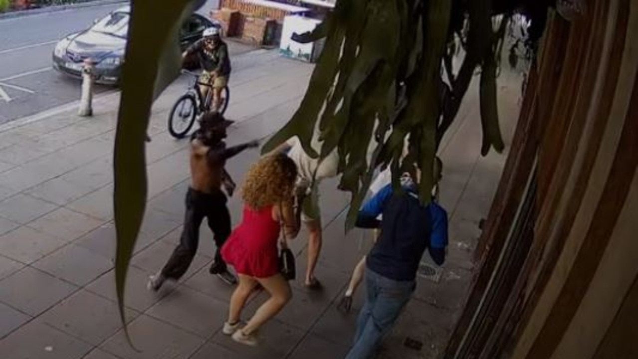 Tourist attacked in random one-punch assault in St Kilda