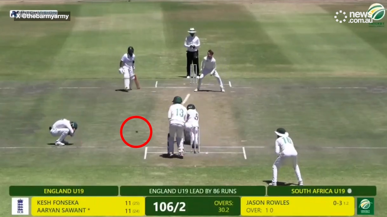 Never-before-seen dismissal stuns cricket world