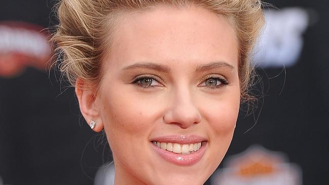 HOLLYWOOD, CA - APRIL 11: Actress Scarlett Johansson arrives at the premiere of Marvel Studios' 'The Avengers' at the El Capitan Theatre on April 11, 2012 in Hollywood, California. (Photo by Jason Merritt/Getty Images)