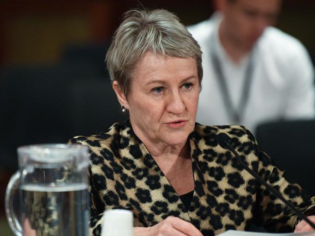 Auditor-General of NSW Margaret Crawford is seen at an Inquiry by a NSW parliamentary committee into the delayed Sydney Light Rail project in Sydney, Monday, August 20, 2018. (AAP Image/Brendan Esposito) NO ARCHIVING