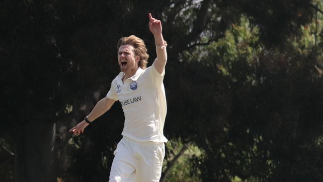 Tom Neate appeals for a wicket against Carlton. Picture: Carey Neate.