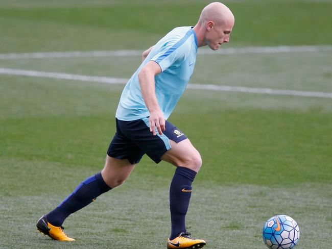 Aaron Mooy training with the Socceroos at AAMI Park on Sunday.