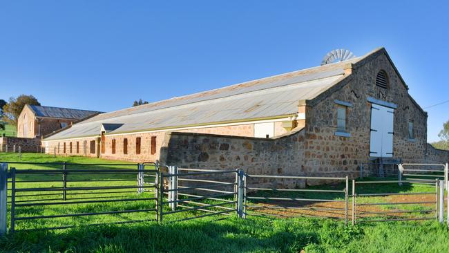 Bungaree shearing shed.