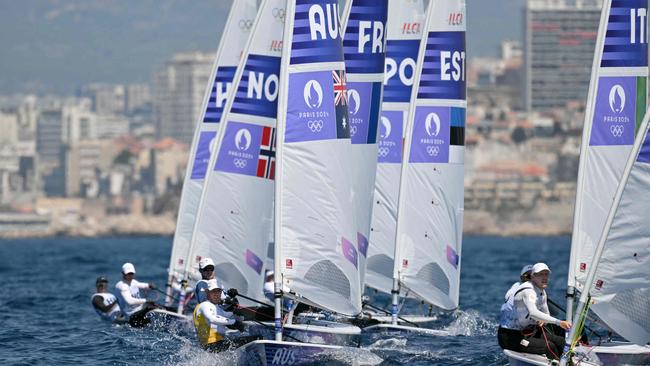 Australia's Matt Wearn and Netherlands' Duko Bos (R) in close racing. Picture: Nicholas Tucat/AFP