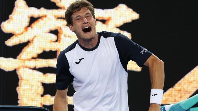 Pablo Carreno Busta breaks down as he leaves the court. Picture: Getty Images