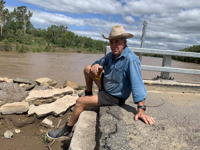 Local Jim Hillier from Glenmore at Bowen River bridge.