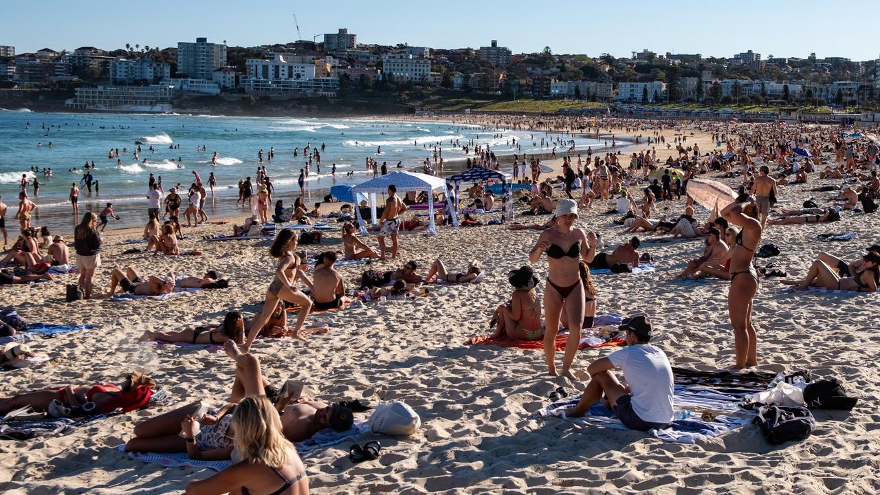 Residents in Sydney’s west complain that Bondi infected them but was never subjected to the lockdowns in the 12 blighted LGAs. Picture: NCA NewsWire/ Flavio Brancaleone