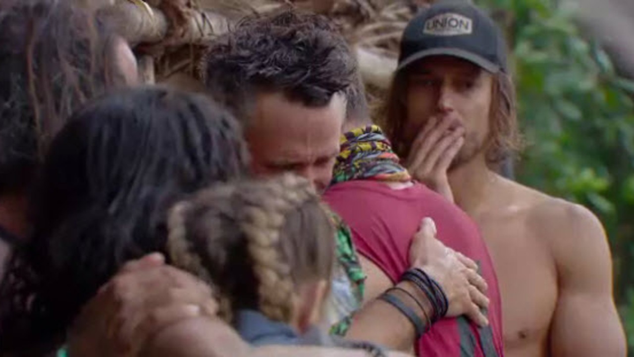 Lee's Survivor co-stars console him.