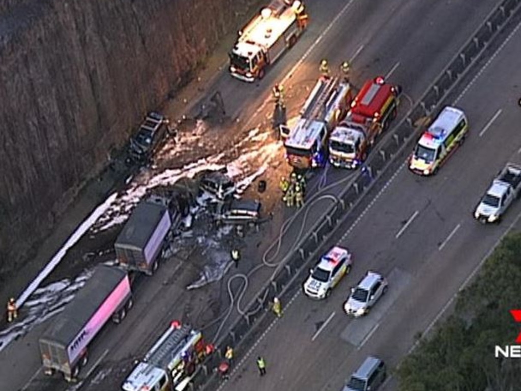 M1 Fatal Crash North Of Mooney Mooney Bridge Daily Telegraph