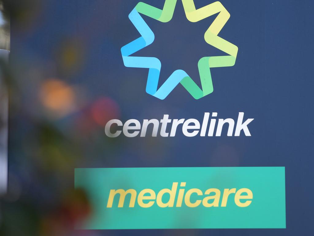 centrelink-glitch-families-spend-on-pokies-exotic-bird-tvs-gold