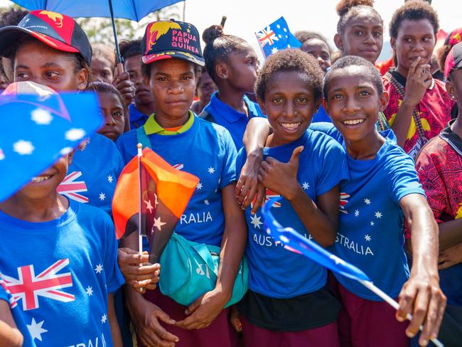 Children chanted for the PM. Picture: X / @AlboMP