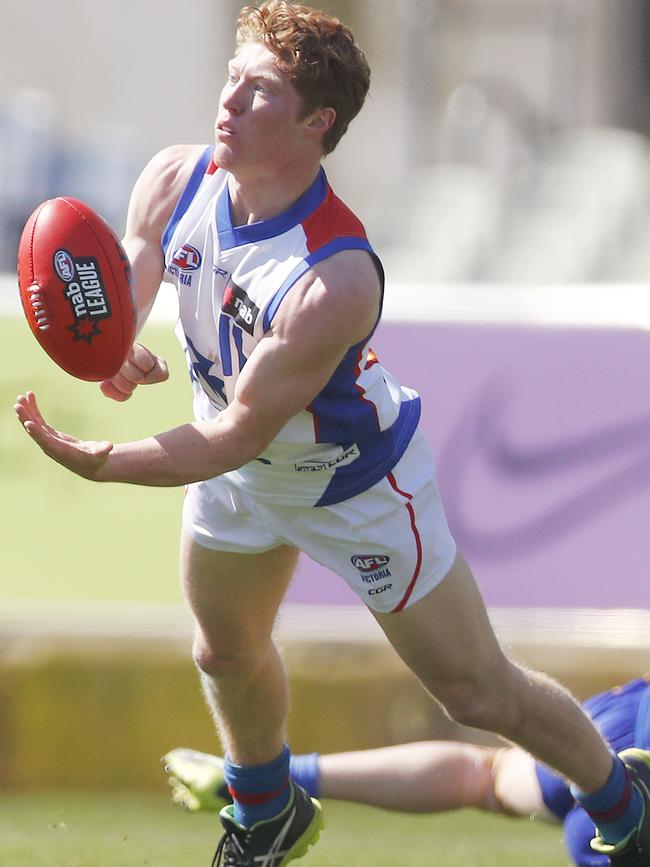 Matt Rowell dishes out a handball for the Oakleigh Chargers during their under-18 grand final win against Eastern Ranges. Picture: DANIEL POCKETT (AFL Photos/via Getty Images).