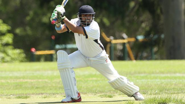 Baurel D'Mello in action for Cameron. Picture: Hamish Blair