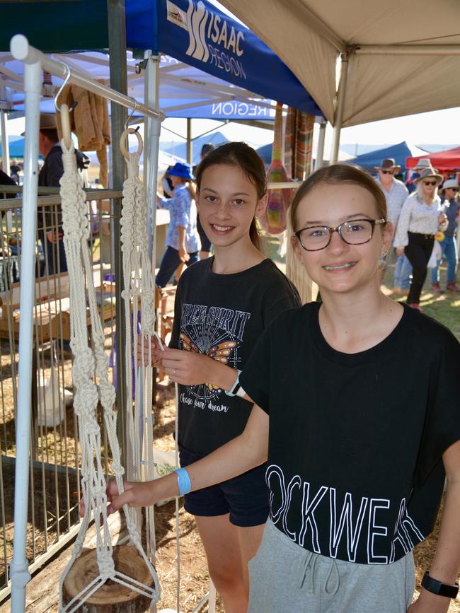 Katelin Laird and Layla Struthers, from Rockhampton, at the macramé tent at the 2021 St Lawrence Wetlands Weekend. Picture: Rae Wilson