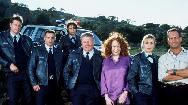Blue Heelers with John Wood and baby-faced Lisa McCune.