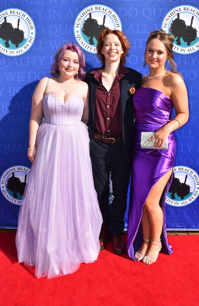 Tess, Mac and Mikayla at the Sunshine Beach State High School formal 2024.