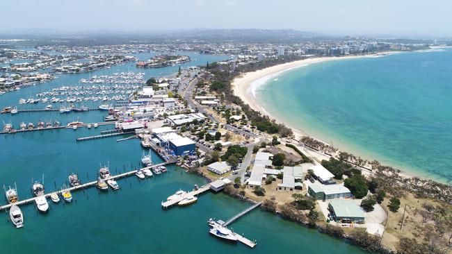 Fiona Simpson calls out government over secret plans to redevelop the Spit. Photo Patrick Woods / Sunshine Coast Daily.