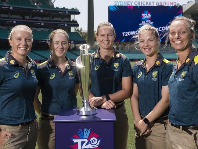 Australian players with the World Cup trophy.