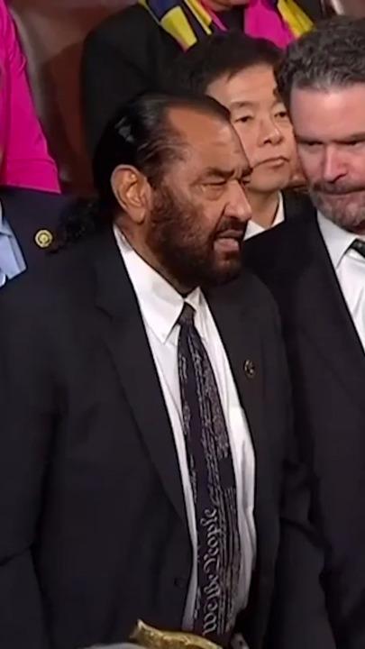 Al Green removed from Trump's Congress address