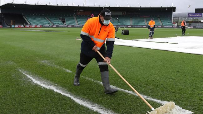 Torrential conditions forced all four of Saturday’s WBBL games to be abandoned. (Photo by Sarah Reed/Getty Images)