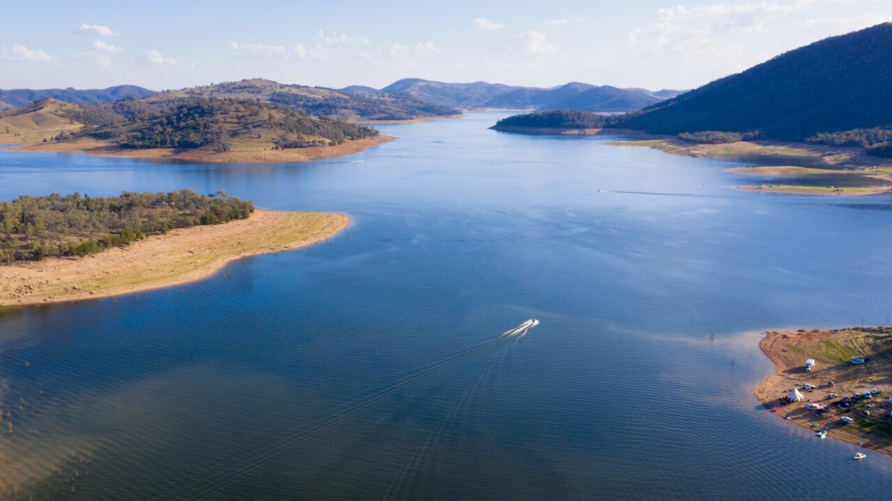 Forbes Mayor lobbies to raise Wyangala Dam wall as floods cause 'enormous' damage to environment