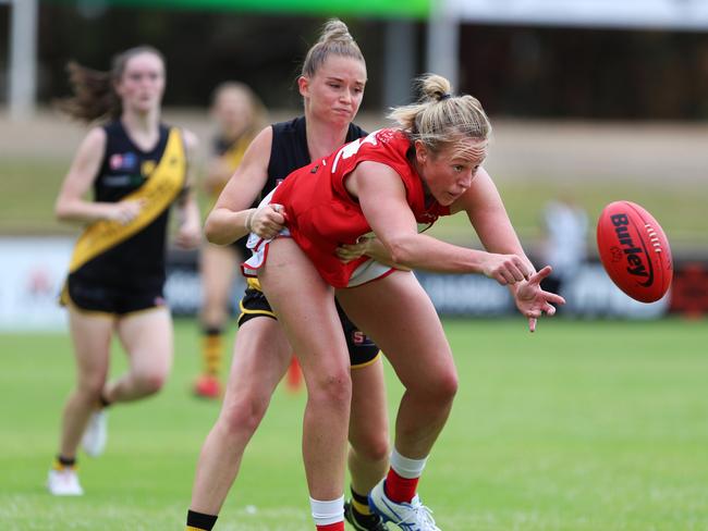 SANFLW - North Adelaide v Glenelg - Bek Rasheed – Mick Redden’s daughter. - picture Deb Curtis