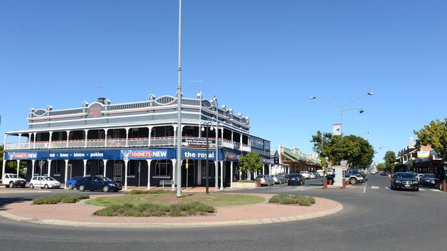 Gatton town centre. The Royal Hotel, Gatton. Stock photo. Photo: Sarah Harvey / The Queensland Times