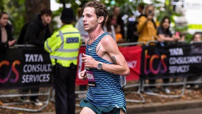 New Australian Marathon record holder Brett Robinson etched his name onto another Australian team after a third-place finish saw him guarantee his spot at the World Cross Country Championships