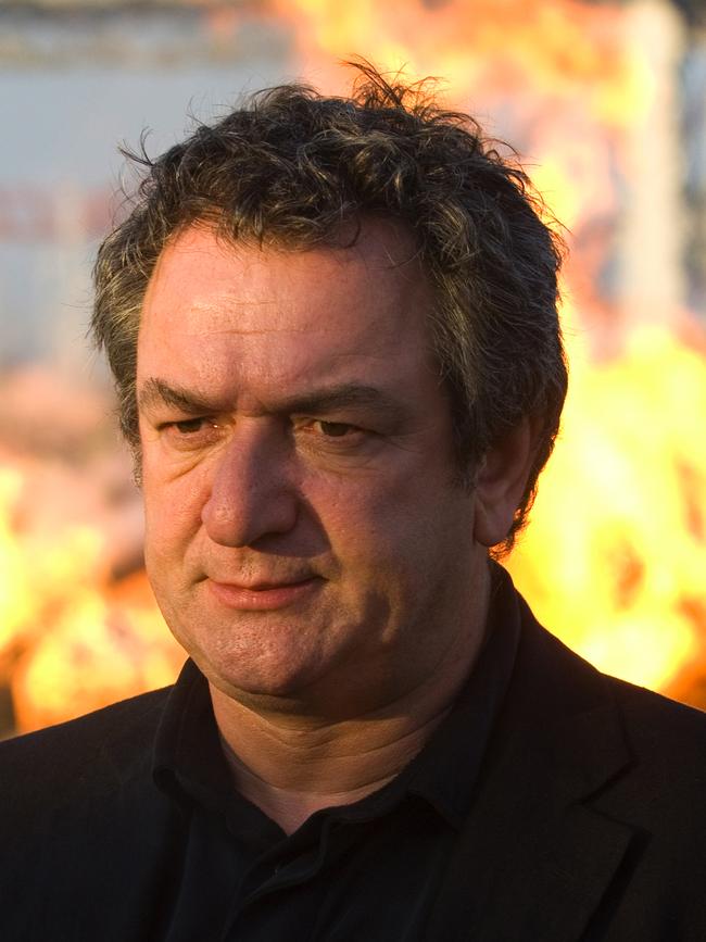 Ken Stott as DI John Rebus.