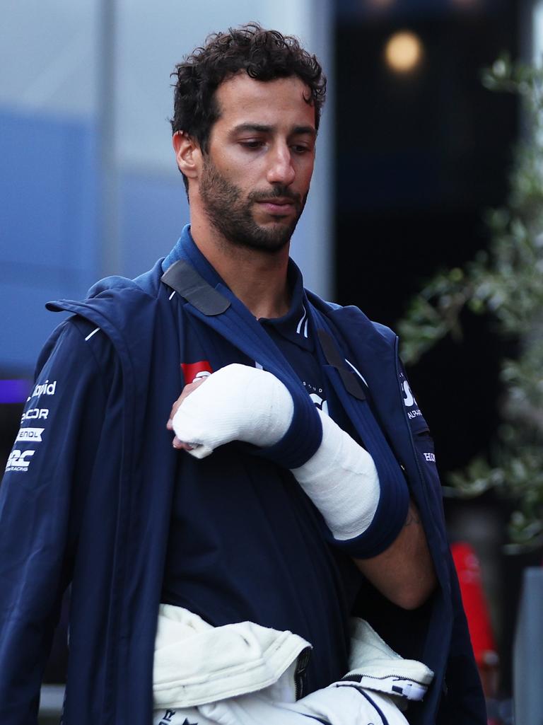 Ricciardo has had a cast on his hand since the crash. (Photo by Dean Mouhtaropoulos/Getty Images)