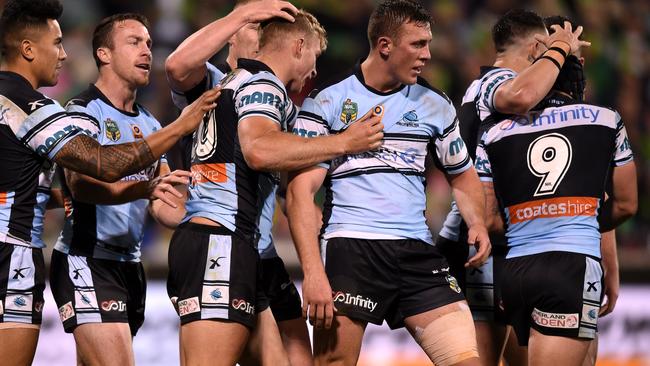 Live NRL qualifying finals: Canberra Raiders v Cronulla Sharks blog ...