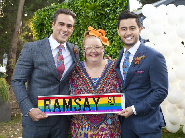 Neighbours screened the first-ever gay wedding, guest starring Magda Szubanski as the celebrant.