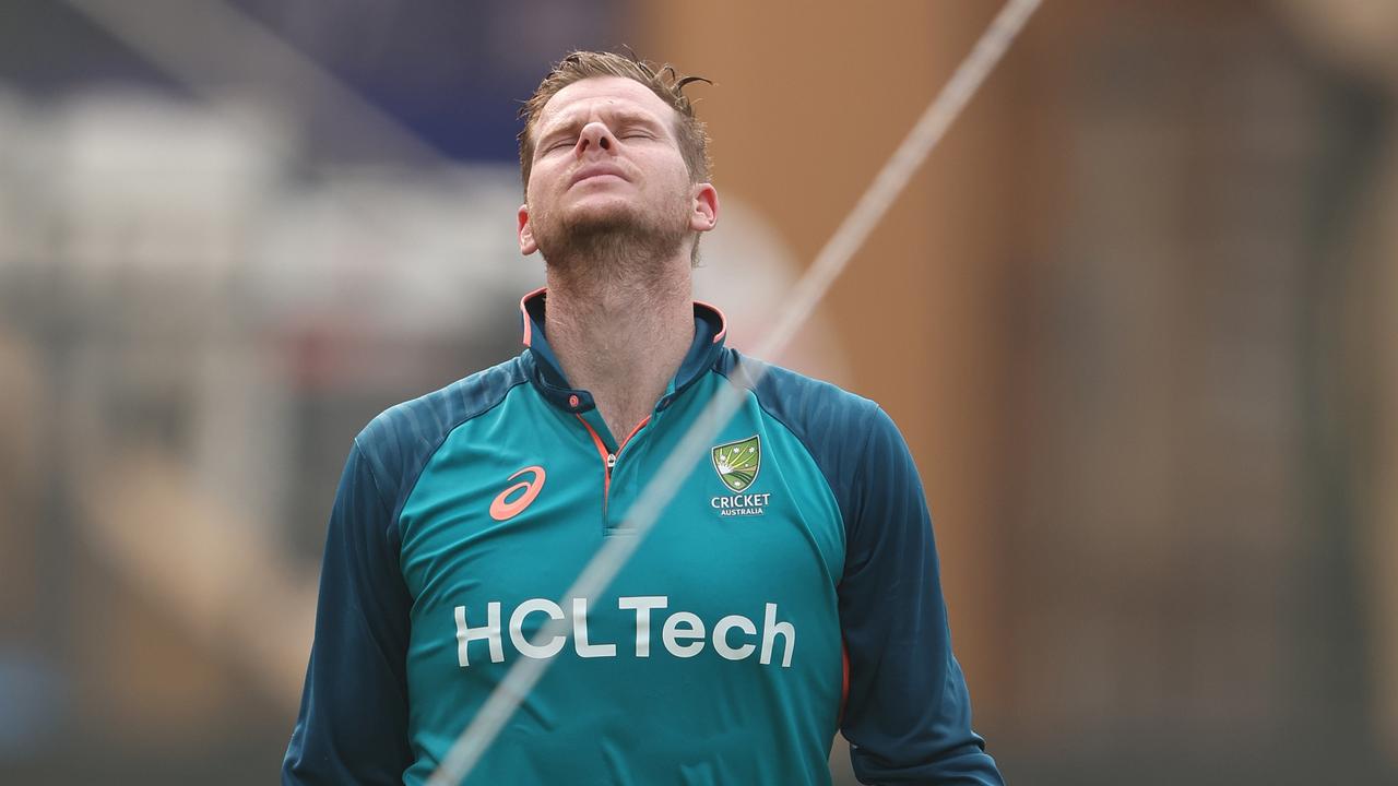 Steve Smith didn’t look comfortable after training ahead of Australia’s World Cup match against Afghanistan. Picture: Robert Cianflone/Getty Images