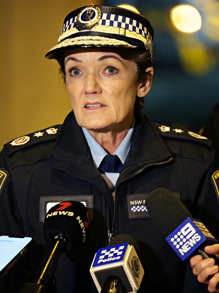 Tasered Cooma gran Clare Nowland dies; NSW Police officer Kristian ...