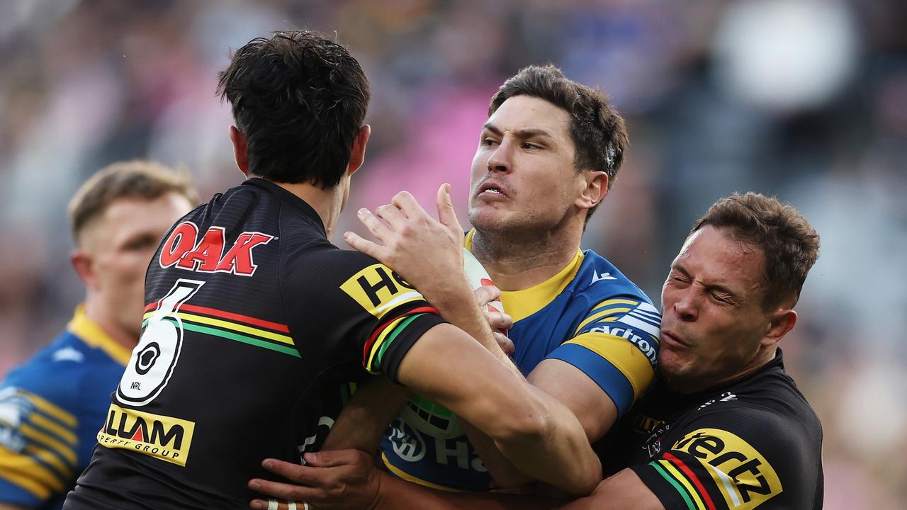 NRL Live: Sublime Edwards pass puts Penrith in front
