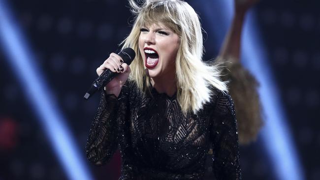 Taylor Swift shares emotional letter about fame inside physical copies ...