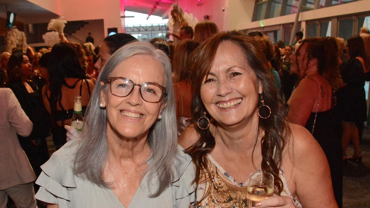 Erin Madin and Mel Norrie at Harmony Early Learning Awards night at GCCEC, Broadbeach. Pic: Regina King