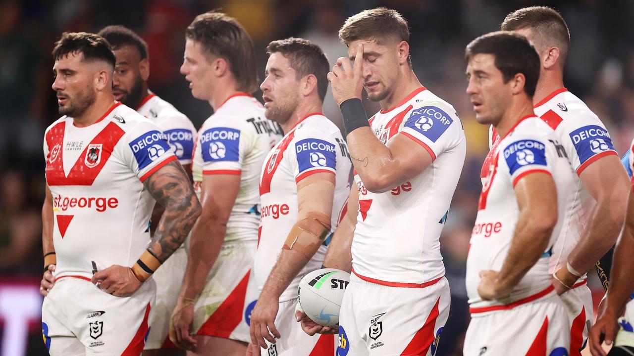 Dejected Dragons concede another try (Photo by Mark Kolbe/Getty Images)